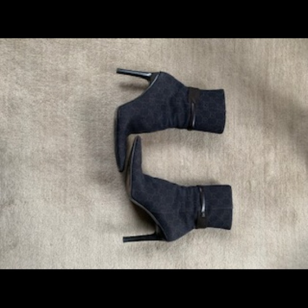 Gucci Original Logo High Ankle Boots